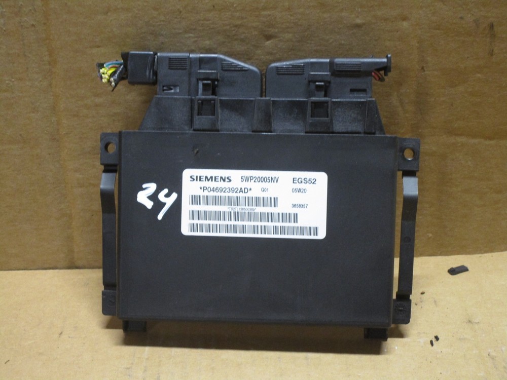 05 06 2005 2006 Chrysler 300 Transmission Control Module Computer TCM 04692392