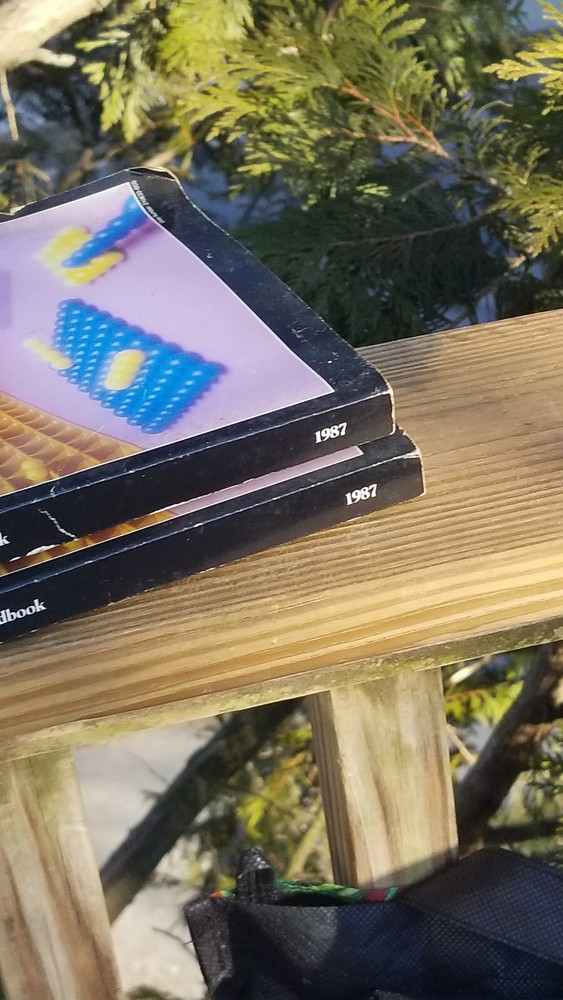 1 OR 2 VINTAGE ELECTRONICS BOOKS 1987 INTEL MEMORY COMPONENTS HANDBOOK