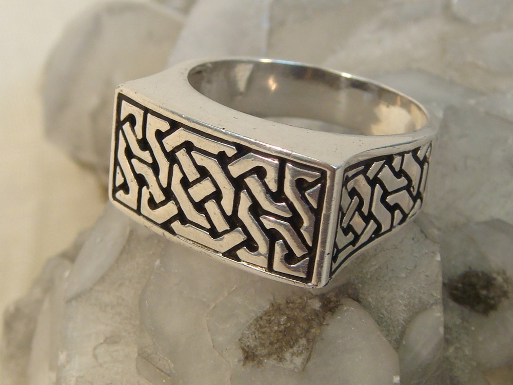 STERLING SILVER CELTIC KNOT RING SIZE 12 SQUARE KNOTWORK MODERNIST