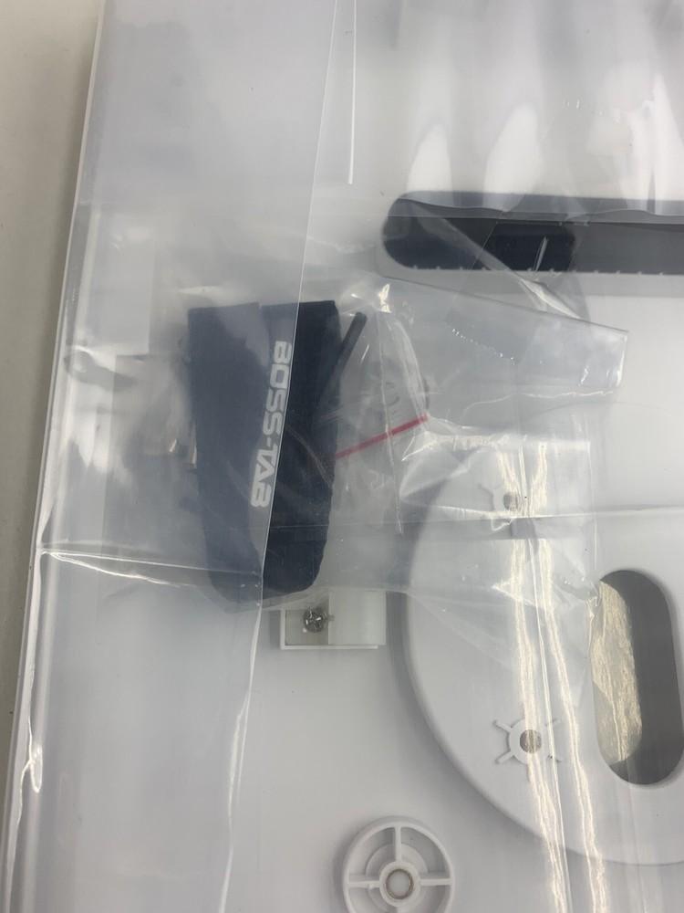 BossTab BFU0-1002 Fusion White Case Medium