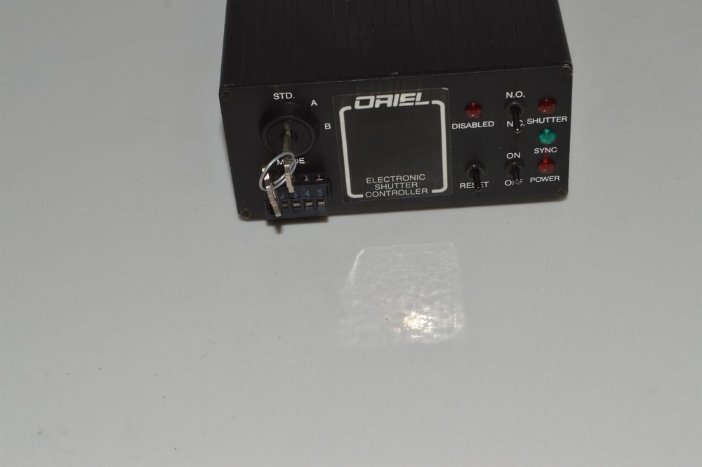 Oriel Newport 76995 Electronic Shutter Controller (DCX58)