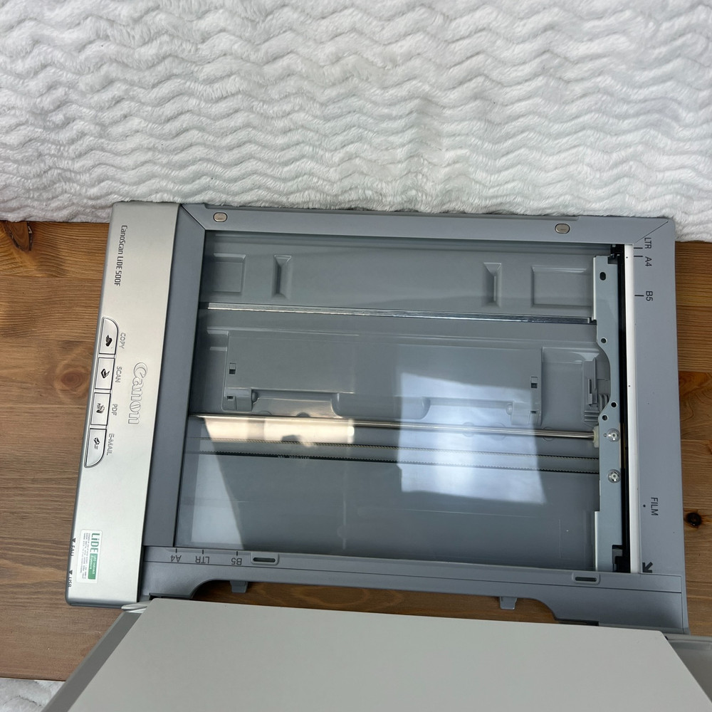 CanoScan LiDE 500F Scanner with USB Cable