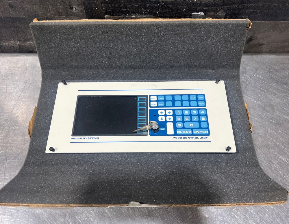MODEL 7690, MAT. HANDLER CONTROL, BRUCE IND.CNTRL Front Panel Nos Surplus