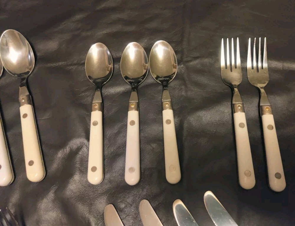 Hampton Silversmiths Flatware White Spoons Stainless 17 Pc Lot
