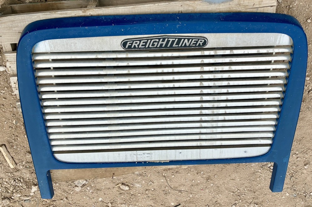 1978-1998 Freightliner FLA Cabover (COE) Front grille Panel
