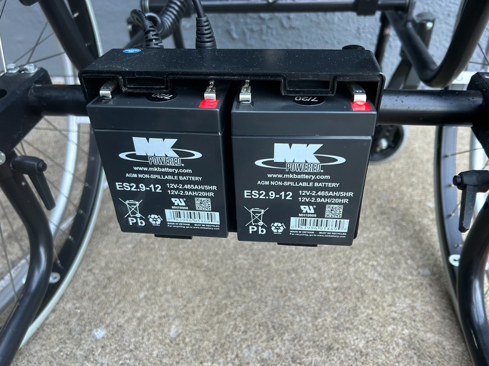 LEVO Power Standing Wheelchair