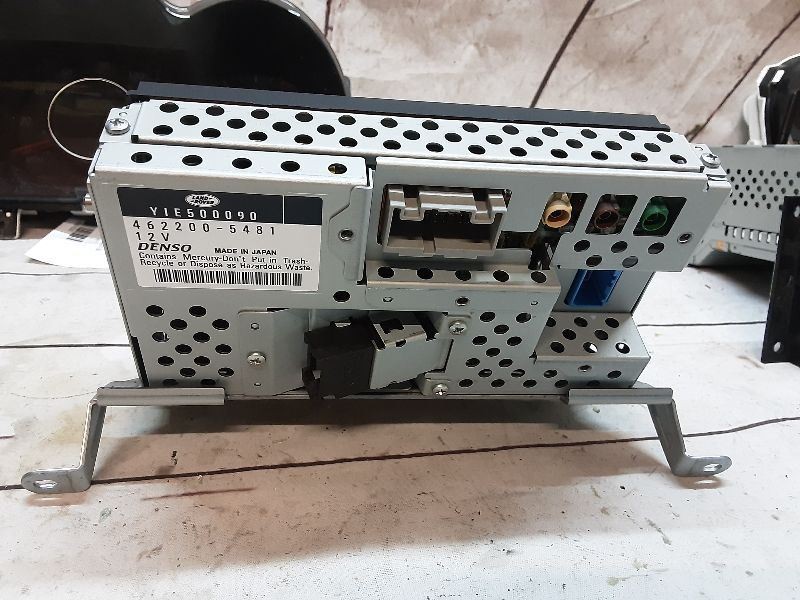 Info-GPS-TV Screen Navigation Display Fits 05-09 LR3 815876