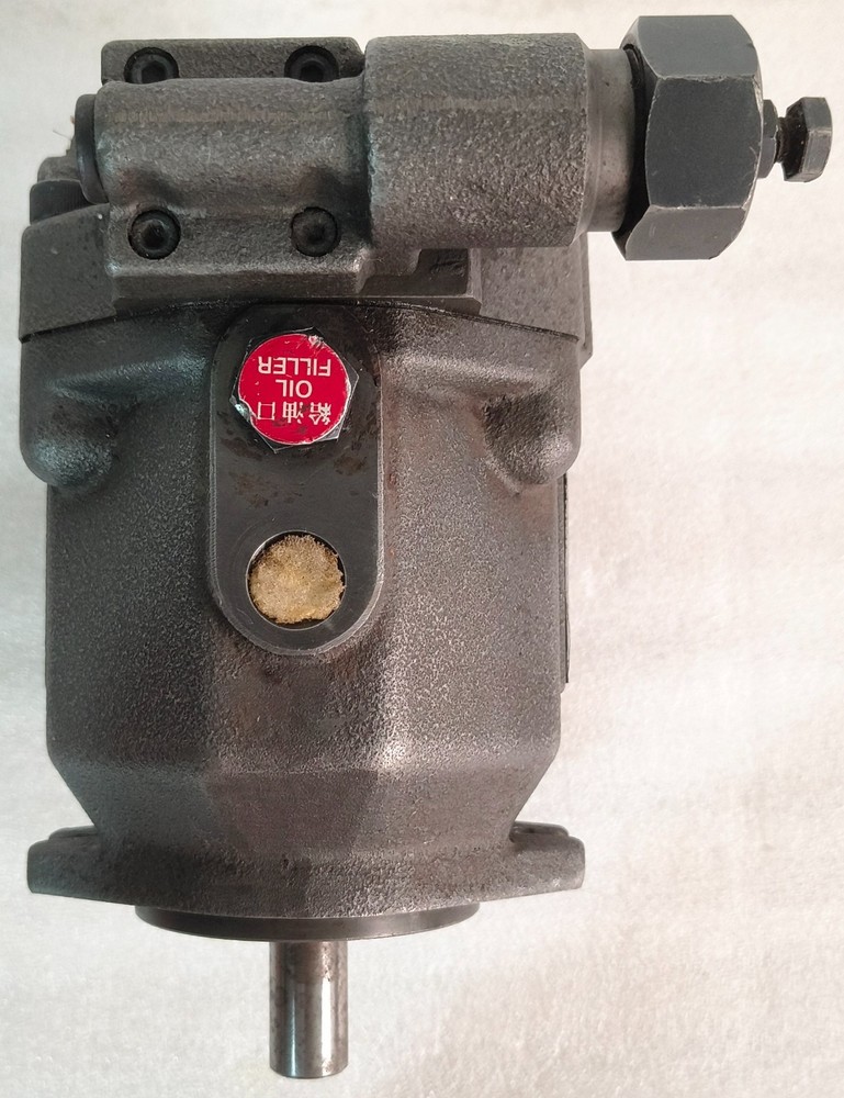 YUKEN AR16-FR01C-22 PISTON PUMP