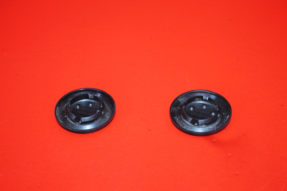 09 2009 SUZUKI KATANA 650 FRAME PLUGS