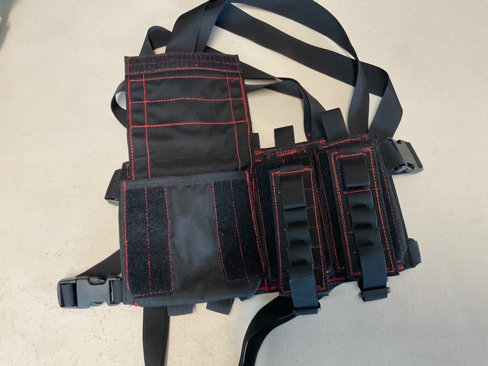 S.O.E. tactical gear 12 guage micro rig , complete set . new black / red thread