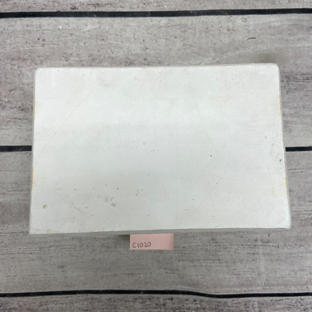 Unbranded Ceramic Casting Mold Making Bacon Pigs