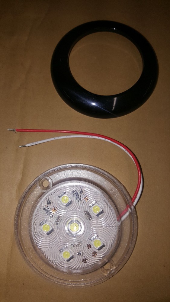OPTRONICS UCL60CBB SEALED ROUND LED LIGHT *S48