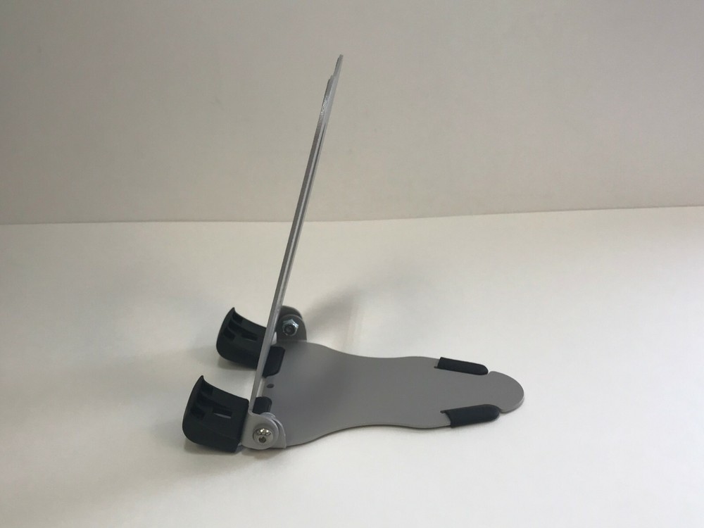 3M Easy Adjust Universal Tablet Stand, Silver (TS200)