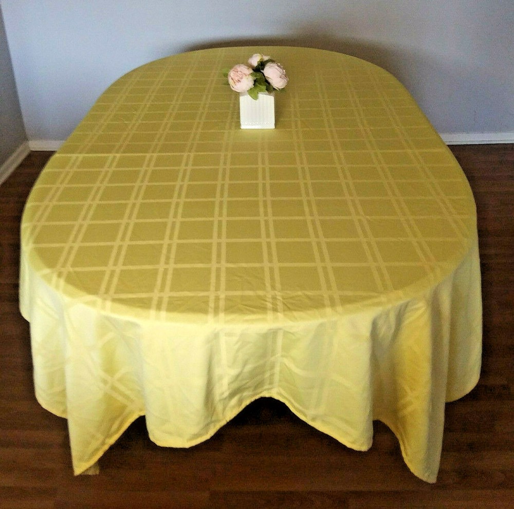 SALE-Tablecloth Yellow Rectangular Cotton/Polyester Wedding Event Party 70"x107"