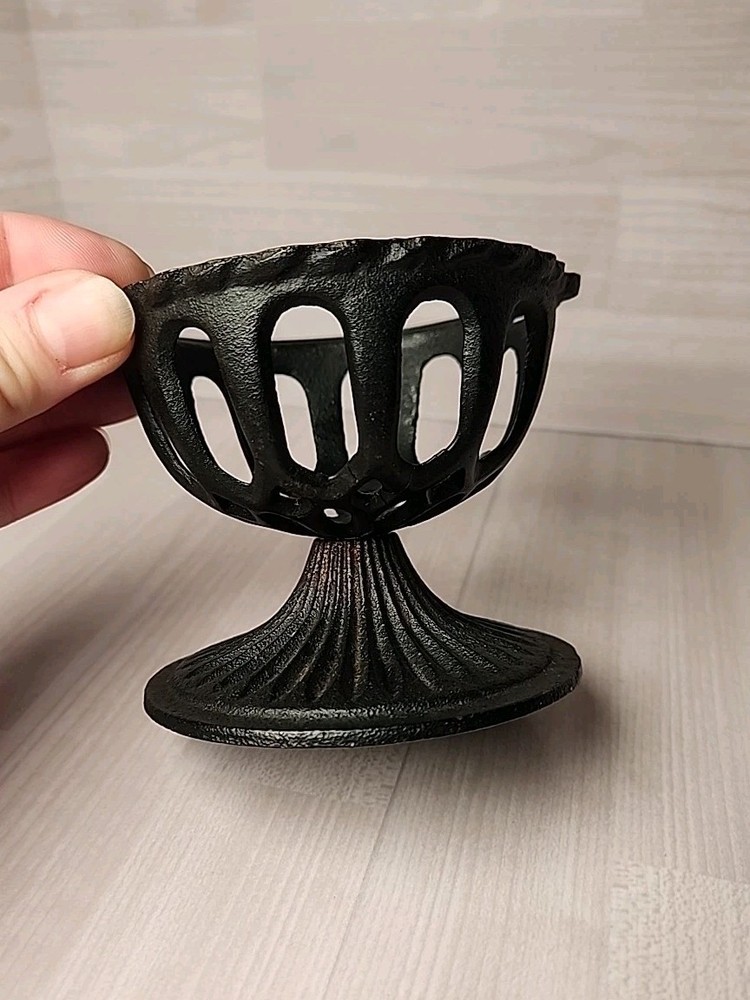 Vintage Cast Iron Yarn/String Holder, BOTTOM HALF ONLY