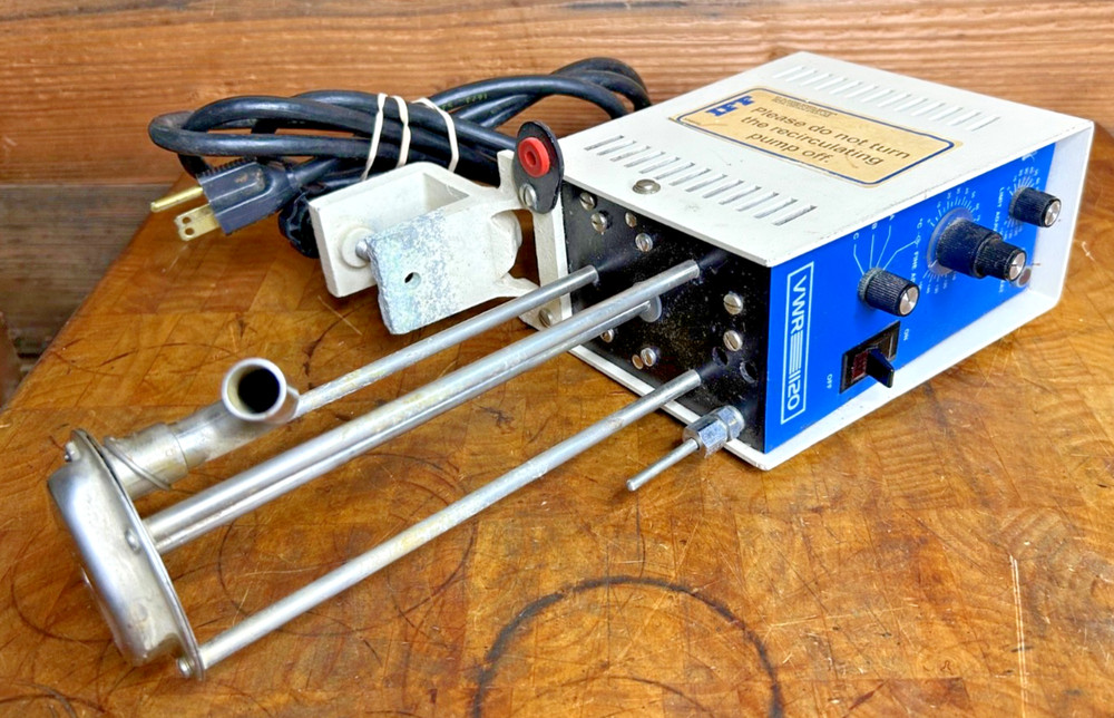 VWR Temperature Circulator Controller Model 1120