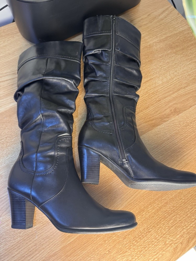 Leather Boots By Sandler. Excellent Condition. Size 6.5