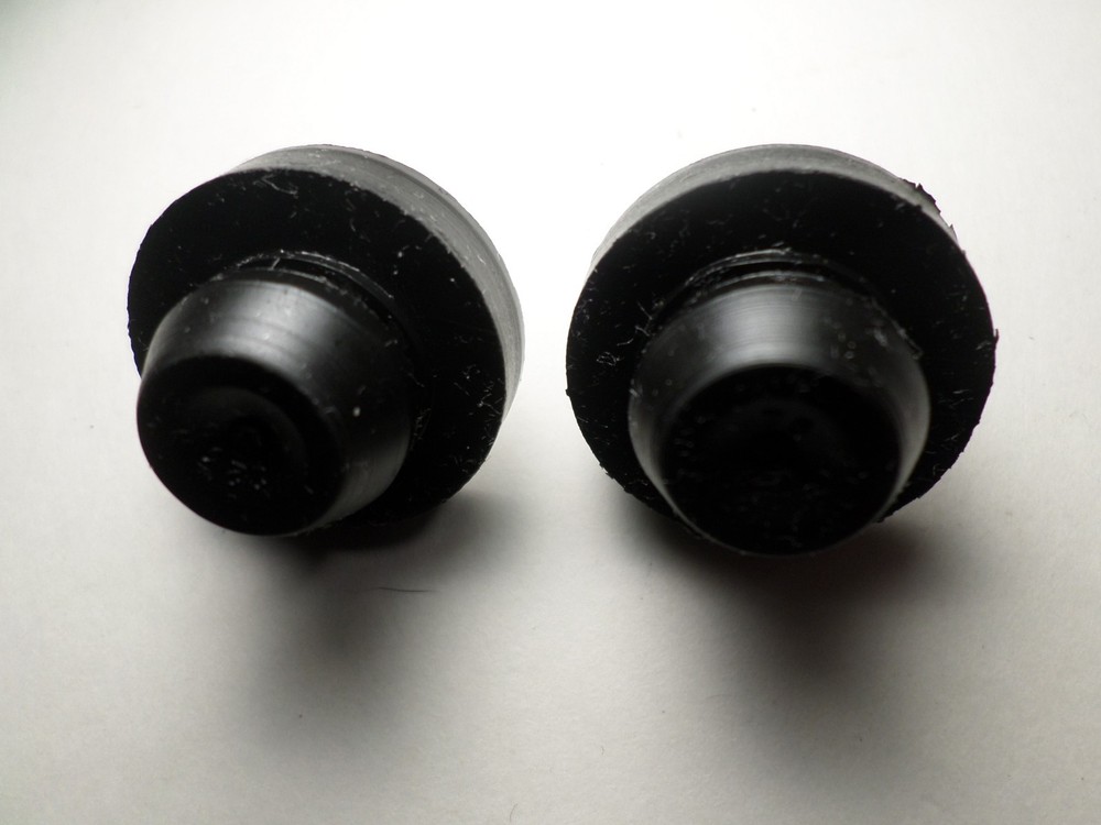 IBM Selectric II Model 8x Typewriter RUBBER FEET 2pc cone shaped part