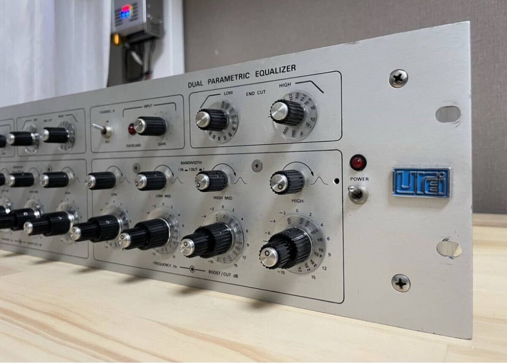 UREI 546 Dual Parametric Equalizer