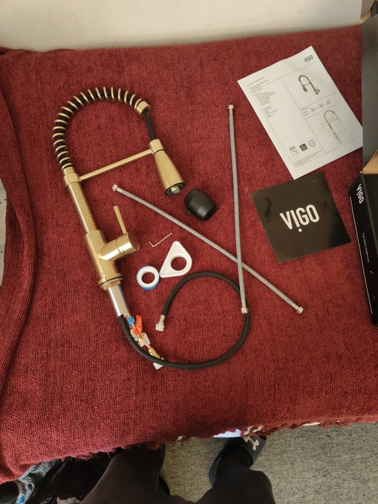 Vigo VG02003MG - Kitchen Faucet