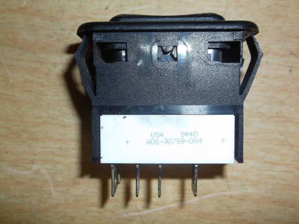 Freightliner A06-30769-084 Dome Light Switch *FREE SHIPPING*