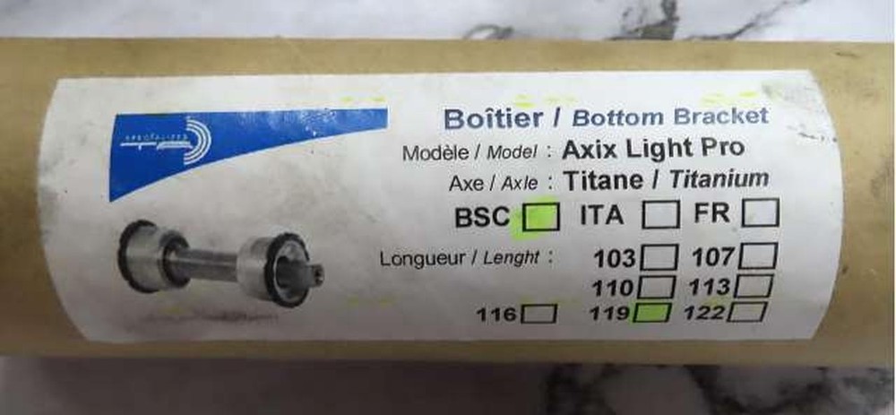 SPECIALITES AXIX LIGHT PRO Bottom Bracket