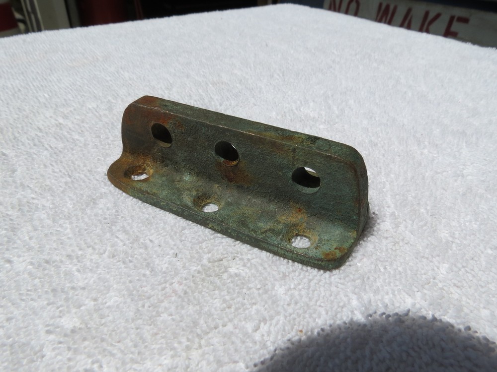 BRONZE STRAP ANCHOR MOUNT SAIL BOAT (C2.5C115)
