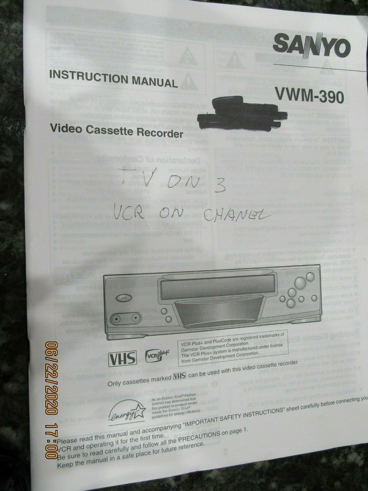 SANYO VWM-390 INSTRUCTION MANUAL VERY COLECTABLE
