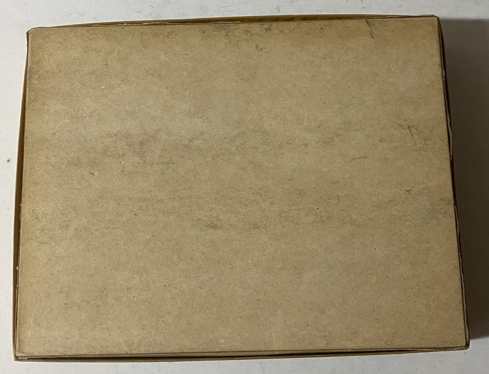 MIB - H Barron Crusader Plastic Chessman Stauton Pattern