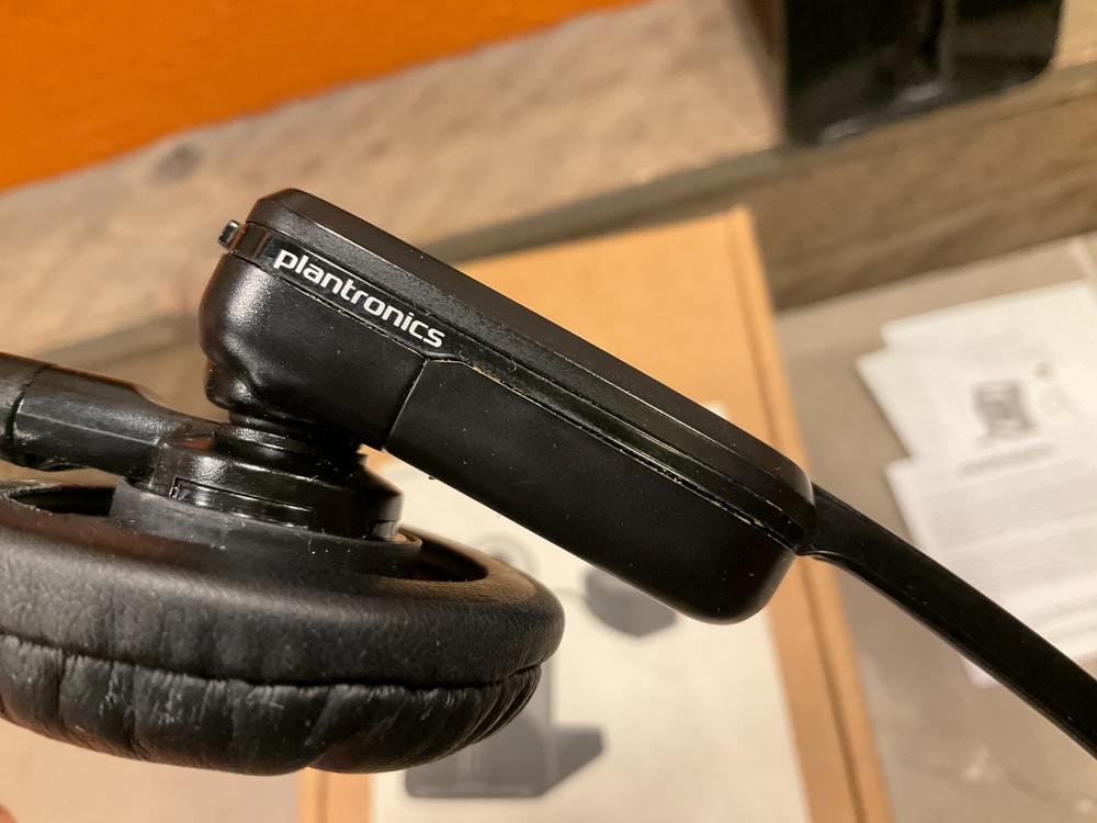 Plantronics CS540 Wireless Telephone Headset System