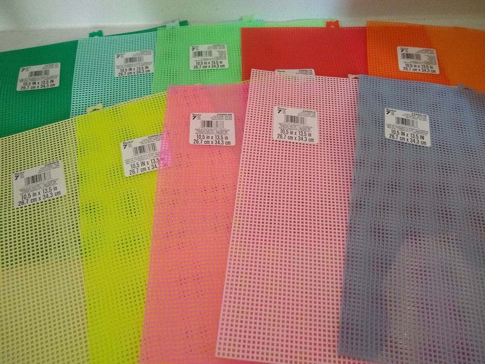 Darice Plastic Canvas Sheets 10.5" x 13.5"   Mesh 23 Colors Pick A Color