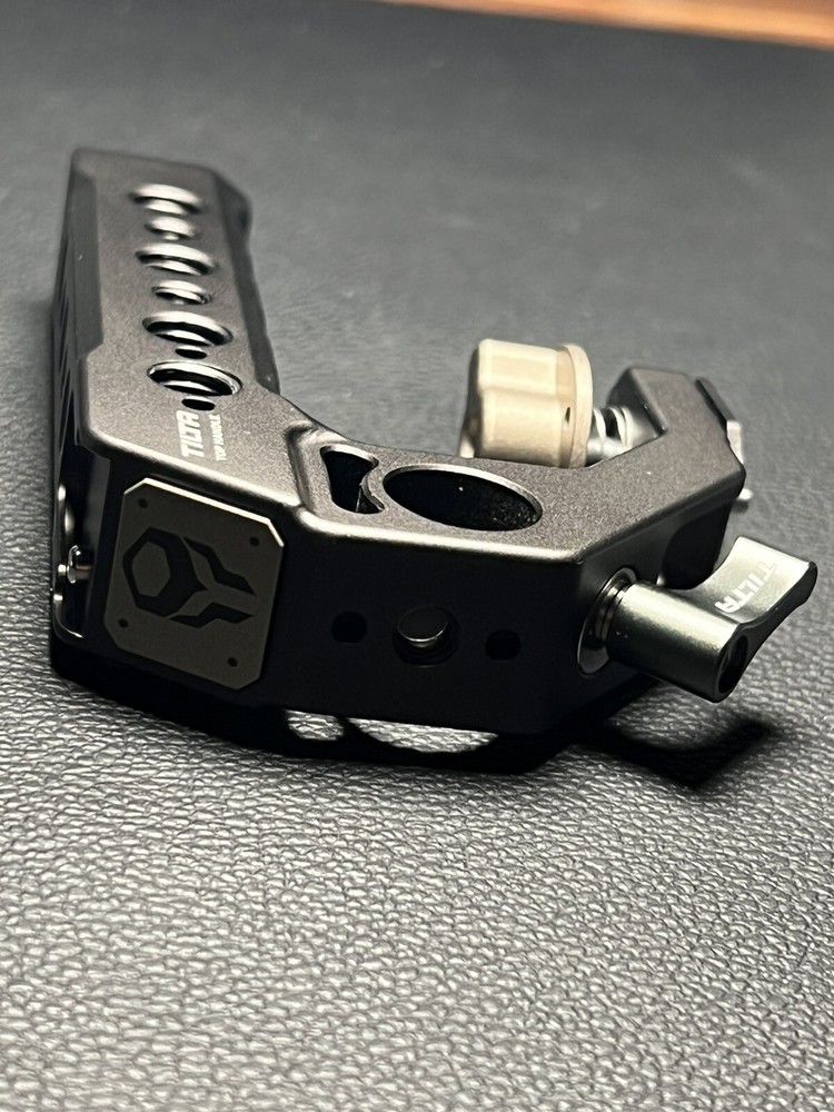 Tilta Quick Release Top Handle (Tilta Grey)(OPEN BOX)