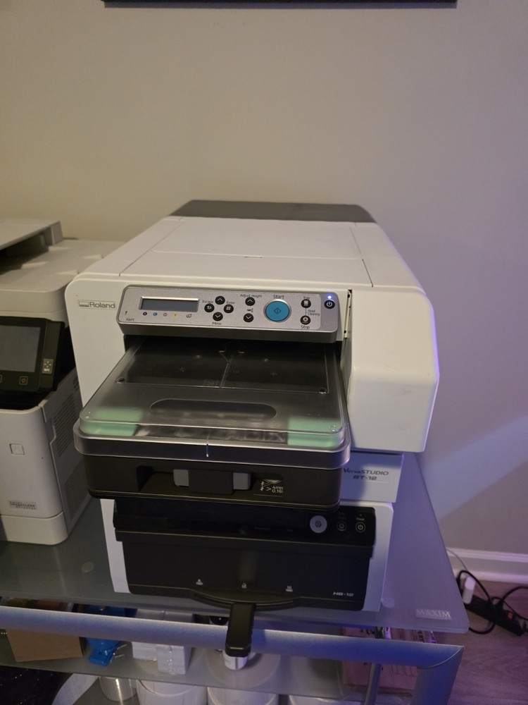 Roland Versa Studio BT-12 Direct to Garment Printer