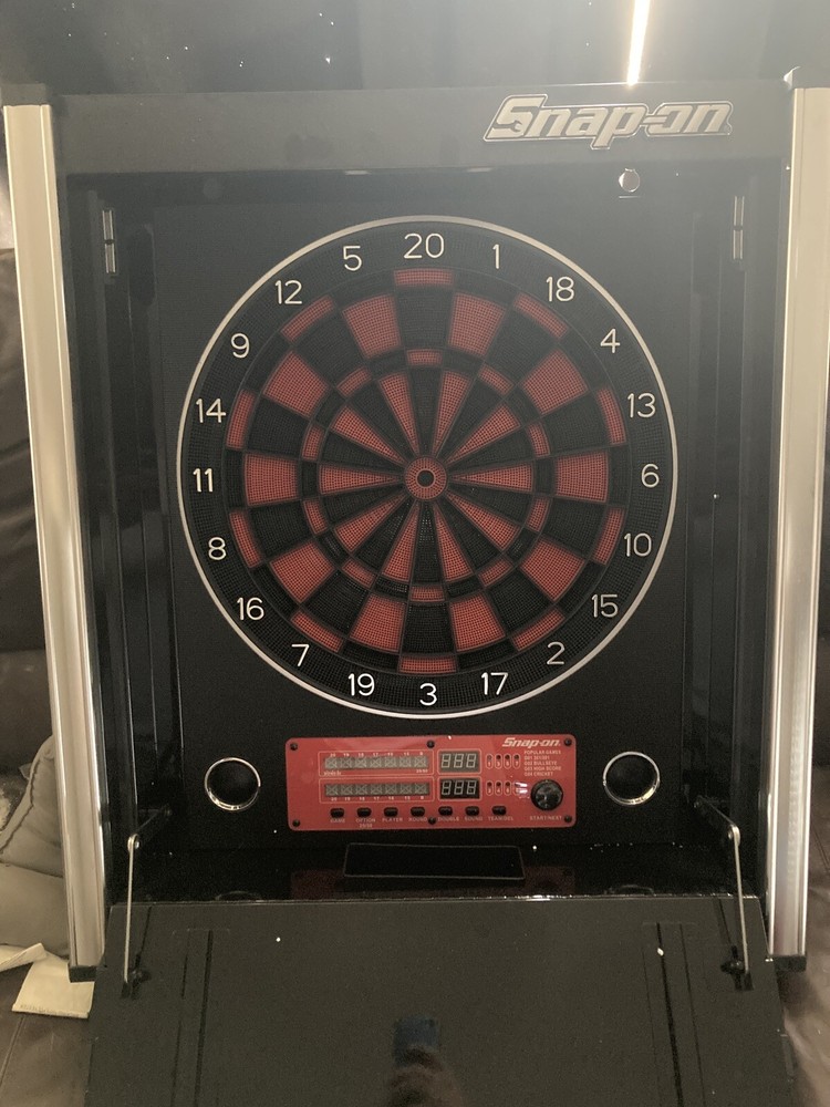 Snap-on Electronic Dart Board Epiq