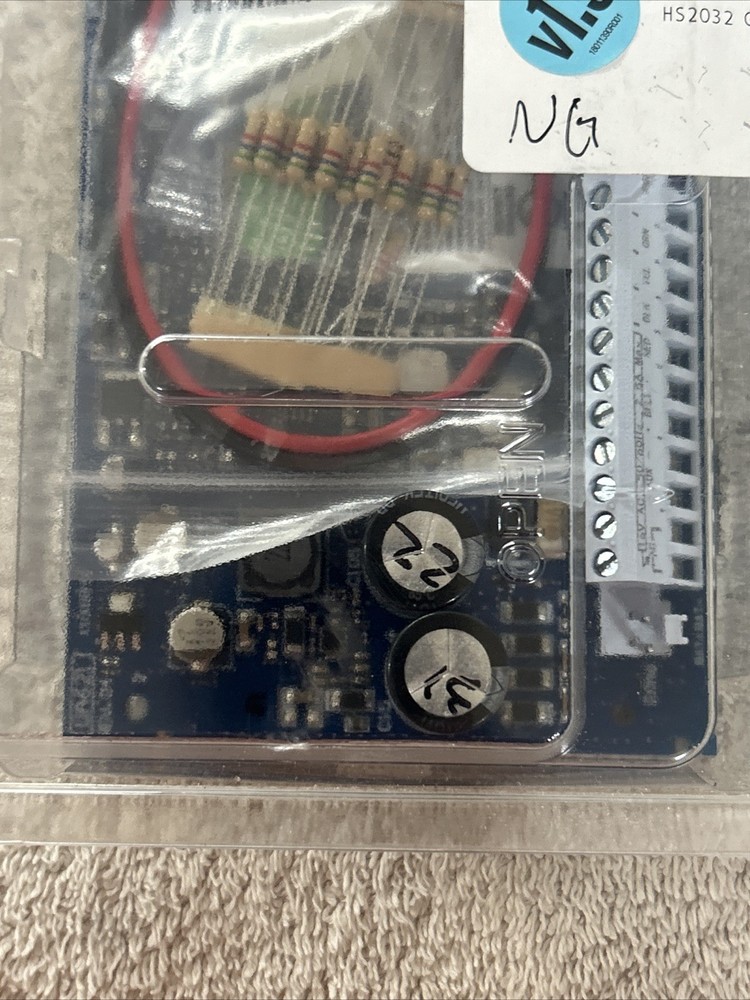 DSC HS2032 PowerSeries Neo 32-Zone Security Control Panel