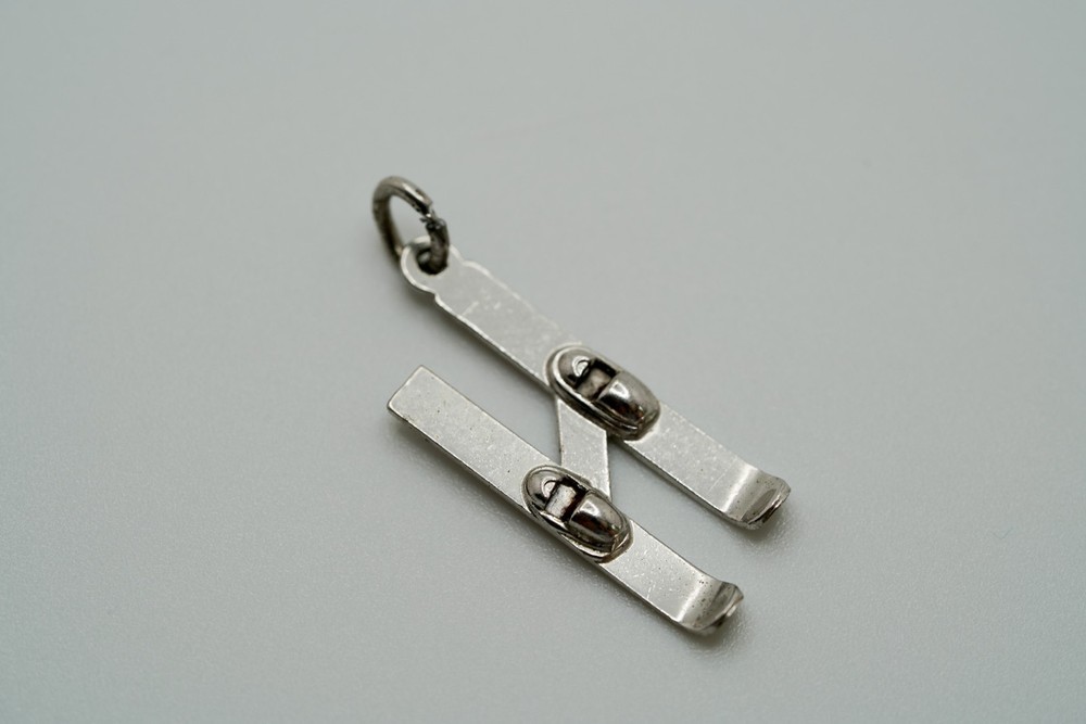 Vintage Sterling Silver Ski Charm 2.7cm
