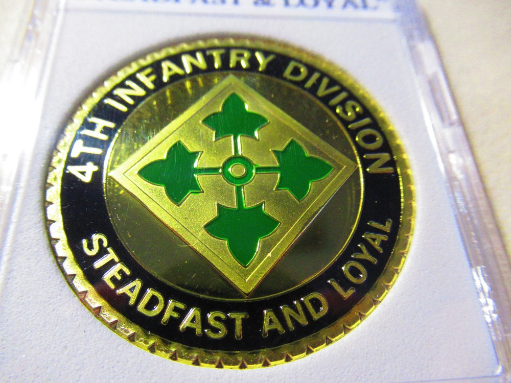 US ARMY 4th INFANTRY DIVISION Challenge Coin