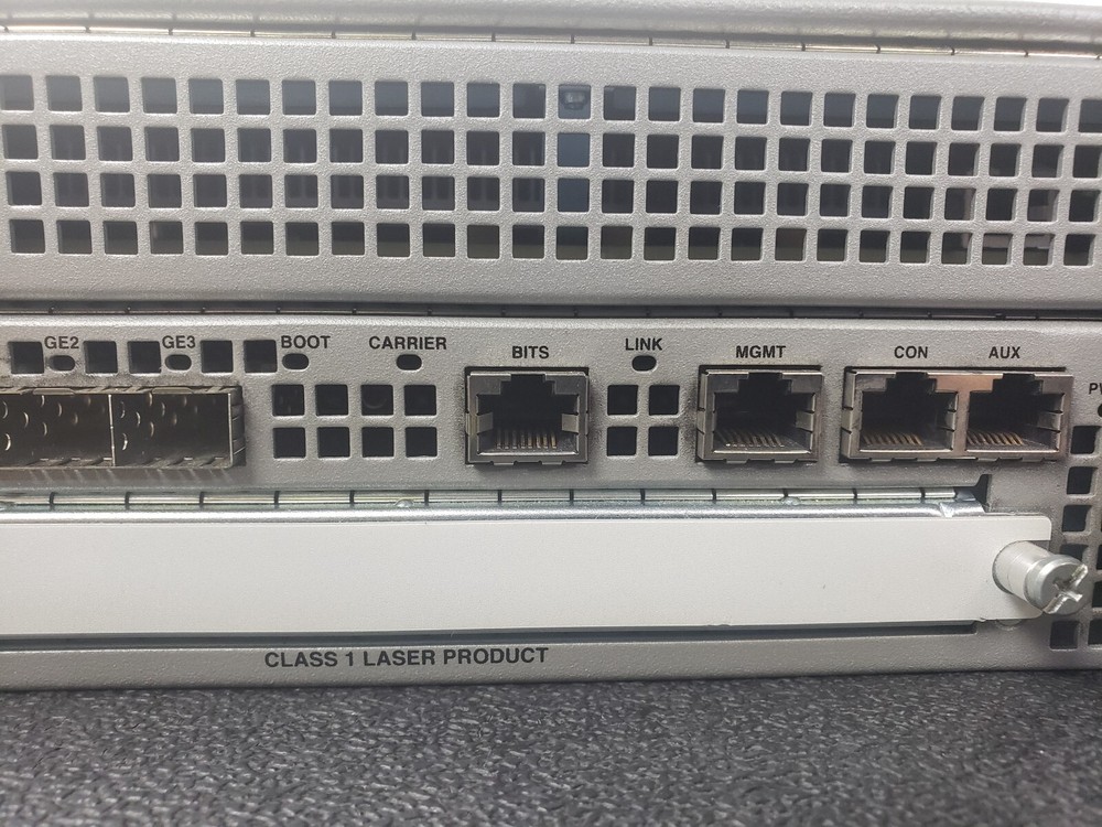 Cisco ASR 1002 Aggregation Services Router with Serial Console and Power Cord