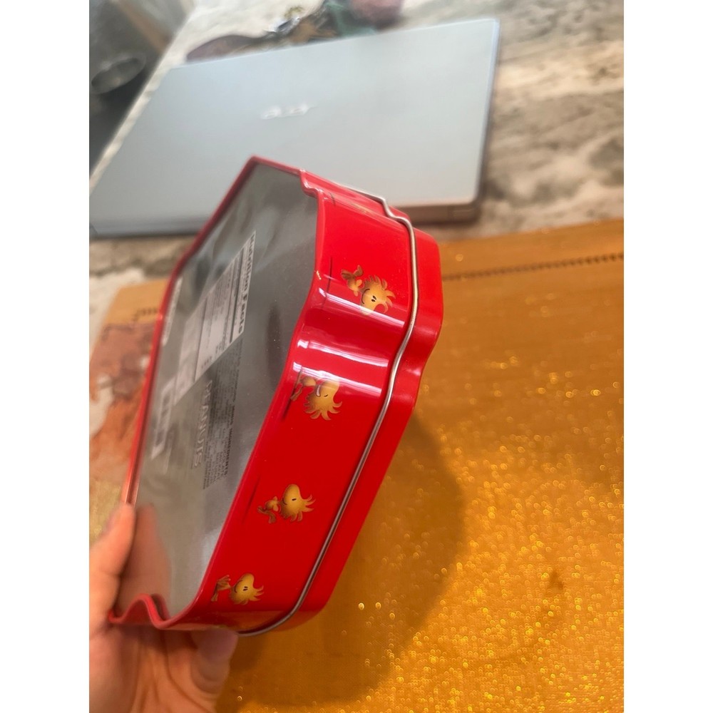 Peanuts the movie tin