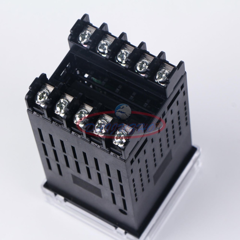 ONE NEW OMRON temperature controller E5CSV-Q1T-500