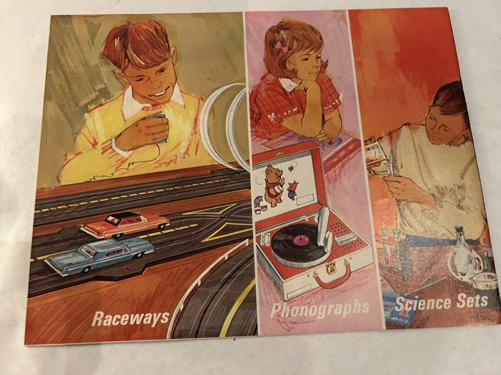 LIONEL 1966 Train Catalog
