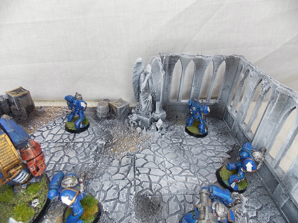 WARGAMING TERRAIN PAINTED BUILDING