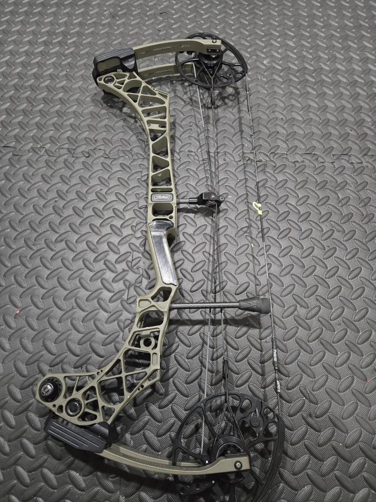 Mathews VXR 28