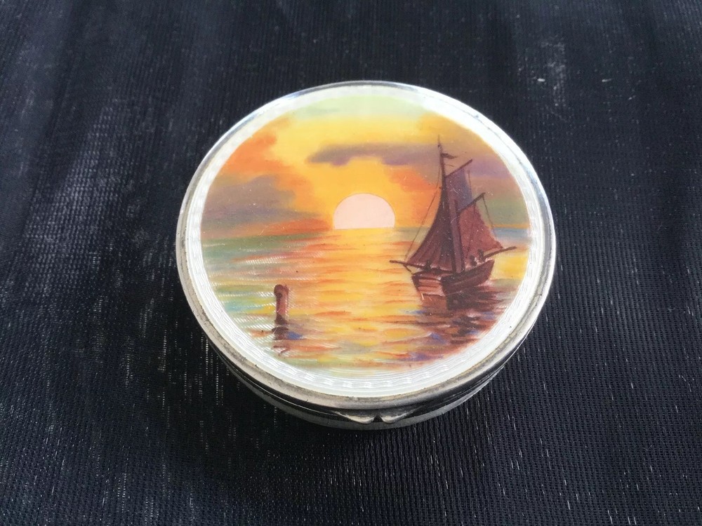 Silver and Enamel Snuff Compact or Pill Box .925 Glasgow Import Mark