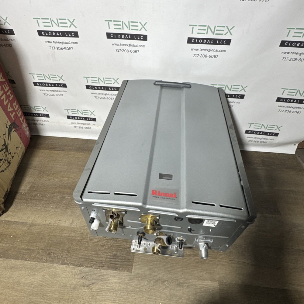 Rinnai RUR160eN Tankless Water Heater 160k BTU Outdoor Natural Gas (B-2 #1816)