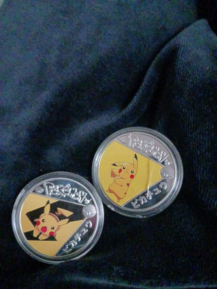 2 Pikachu commemorative coins Silver PLATED PROOF