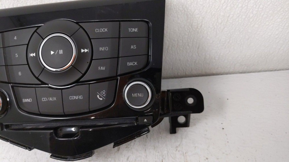2011 Chevrolet Cruze Radio Control Panel D0LGM