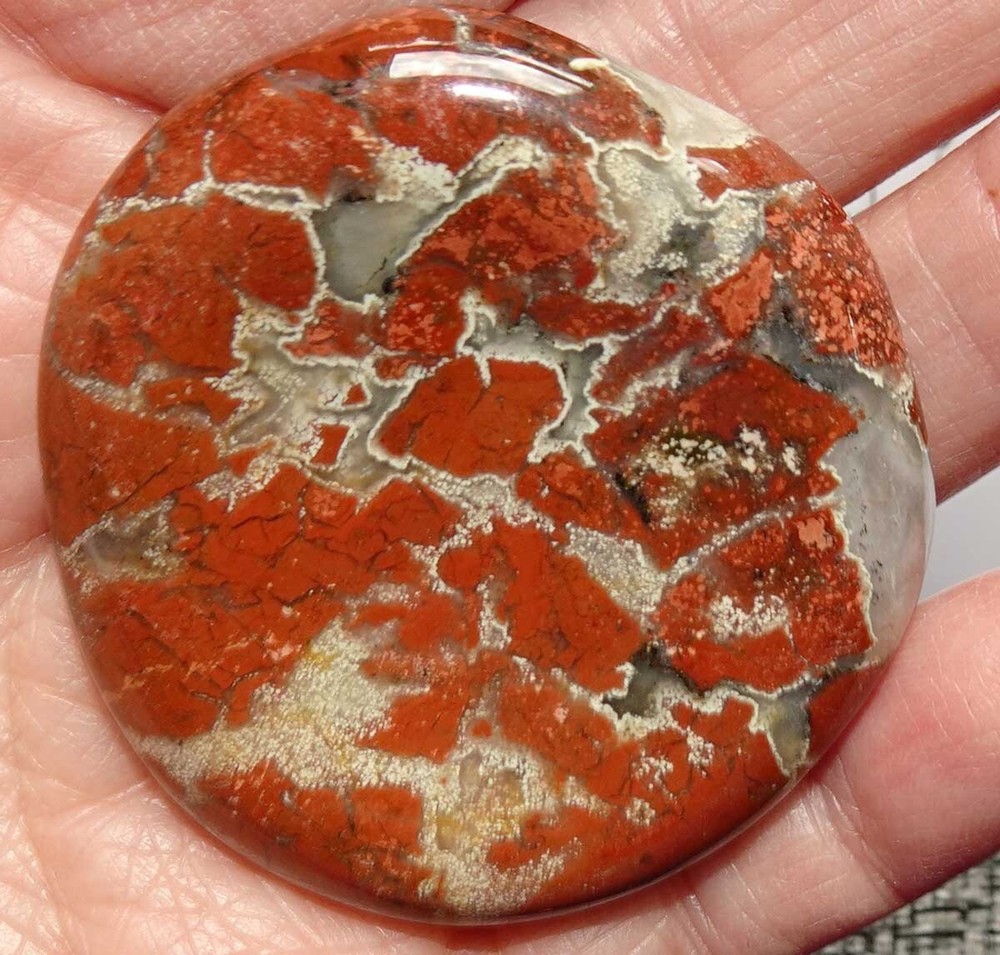 Red Jasper Worry Stone sc681h