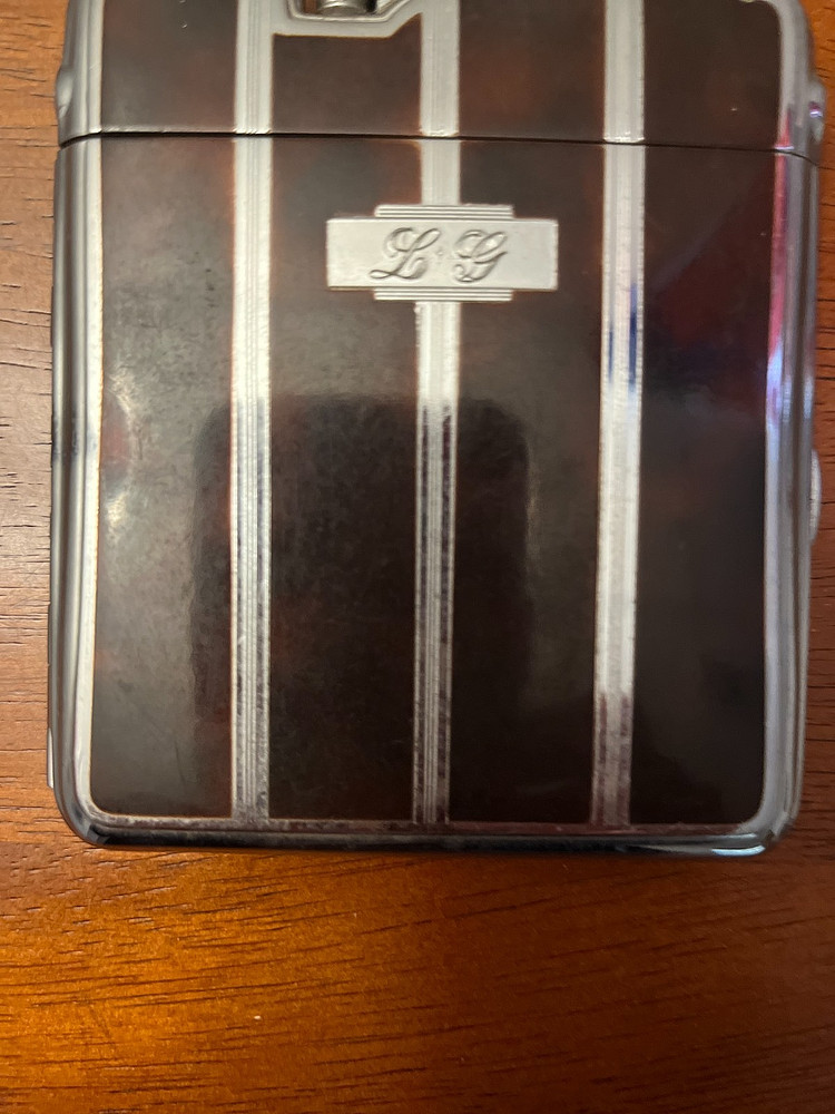 Vintage Ronson Ten-a-Case Cigarette Lighter