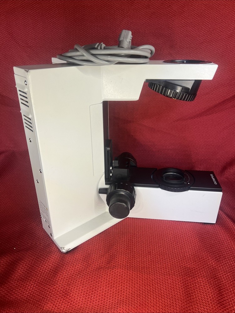 Olympus Microscope BX40 Junk Frame for parts - powers intermittently